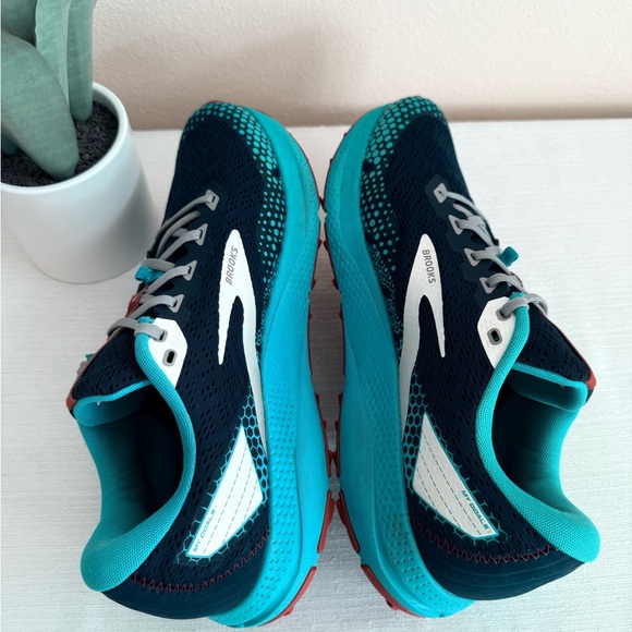 Brooks Trail Turquoise/Black Divide 3 Athletic Sneakers - Picture 10 of 14